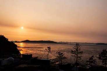 Hwaseong Sea Pension