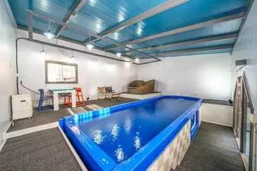 Pensió Pocheon Sanbong Poolvilla
