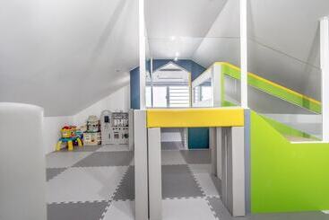 Pension Goseong Maple Kids&spa&poolivilla