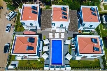 Cunda Rota Garden Otel