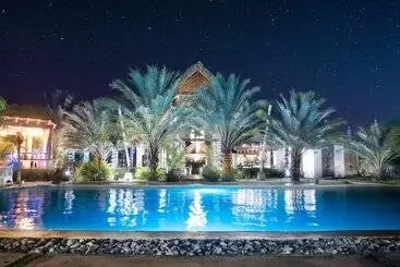 Hotelli Coconut Paradise Beach