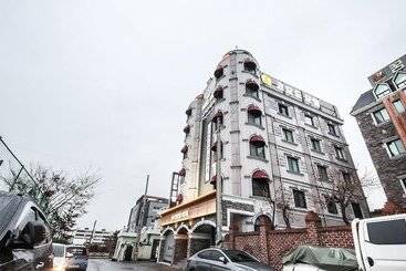 Motel Sacheon Commodore