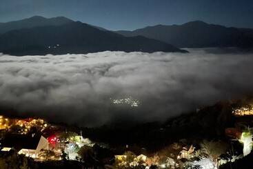 پانسیون 31 Backpack Guest House