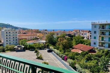 펜션 Sunset Home Sorrento