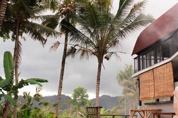 膳宿费 Hide Tumbuk Bamboo By Atharva Bali