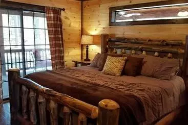 Kır Evi Ace In The Hole Cabin In The Wood With Hot Tub And Fireplace By Redawning