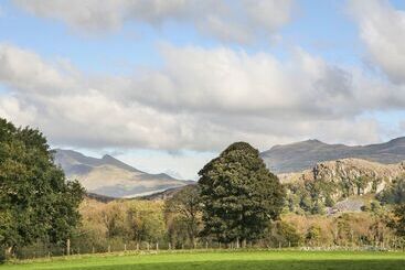 Casa Rural Brynkir Tower