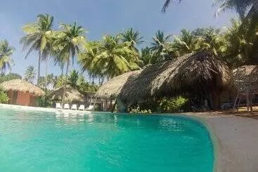 هتل Azul Surf Club
