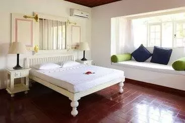 Hotel Warahena Walauwa