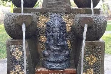 Пансион Mango Tree Inn