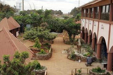 Hotel Sultan Hamud Pyramids Resort