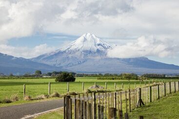 פנסיון Goodin Country Garden