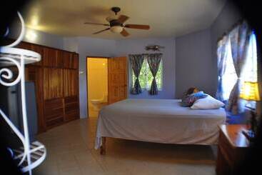 Pension Jah Freedom Inn Negril