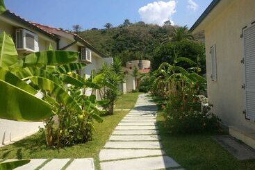 פונדק Club Torre Marino