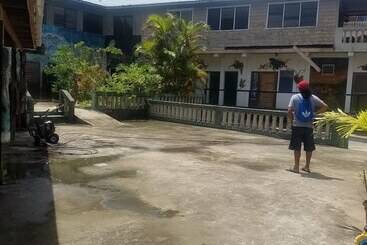 Hotel Authentic Village