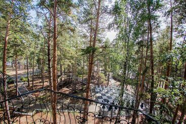 هتل Discovery Borovoe