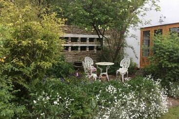 민박 Hadrian S Barn