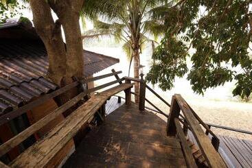 Hotel P&p Coffee & Resort Maesariang