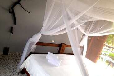 Media Luna Hostel Baru