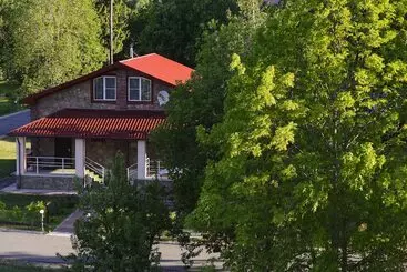 ペンション Baza Otdyha Staroladozhskaya Dacha