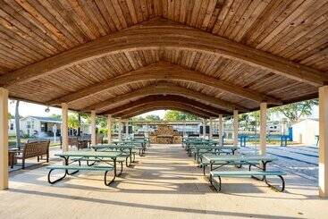 Rainbow Village Of Largo