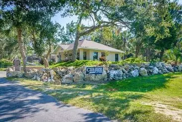 Sun Retreats Crystal River