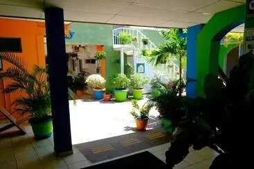 Hostal Casa Verde   Hostel