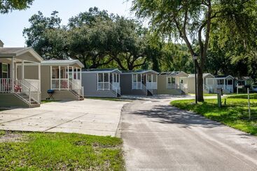 Tampa East Rv Resort  Campground
