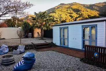 ユースホステル Blue Moon Lodge