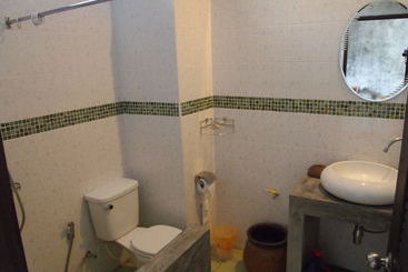 호스텔 Baan Phatchara