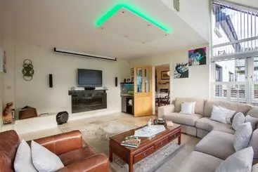 ベッドアンドブレックファースト Dun Ard