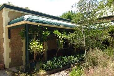 Clarevale Cottage B&b