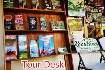 פונדק Roca Verde