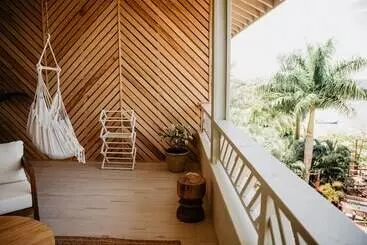 هتل Tranquilseas Eco Lodge & Dive Center