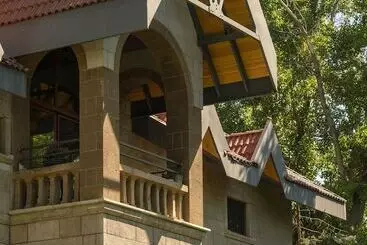 Hotel Sunolus Vineyard House