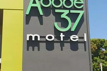 Abode37 Motel Emerald