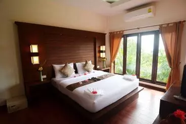 בית מלון כפרי Phuchawee Lanta Villa