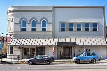 Отель The Dilworth Inn