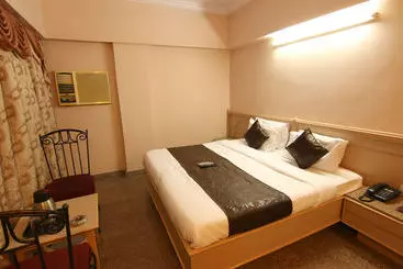 Hotel Zo Rooms Goregaon Railway Station