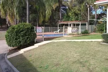 汽车旅馆 Baybrook Motor Inn