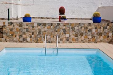 Apartamentos turísticos La Galea