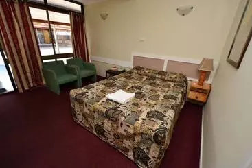 Biloela Centre Motel & Steakhouse Restaurant