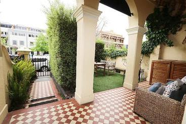 Appartment Carlton Terrace