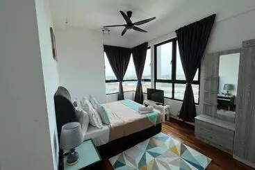 Hotel D Gunduls Homestay Family Suite 2r 2b By Dgh I City