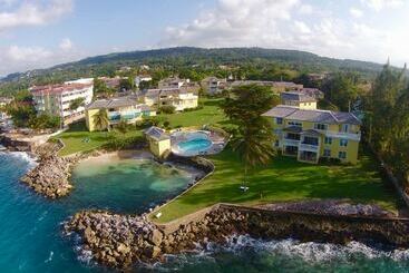 هتل آپارتمان Sea Palms Holidays