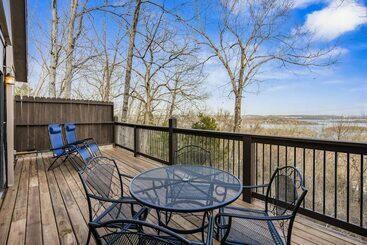 Skipjack Cottage Branson