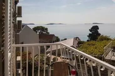 Retkeilymaja Rooms Tupina By Paulina