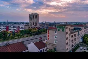 Shell Hotel Changshu Zhitang Food Mall