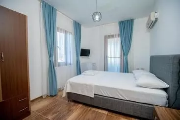 Hotel çuhadar Ahşap Evleri̇