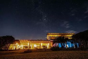 Hotel Sky Island Resort